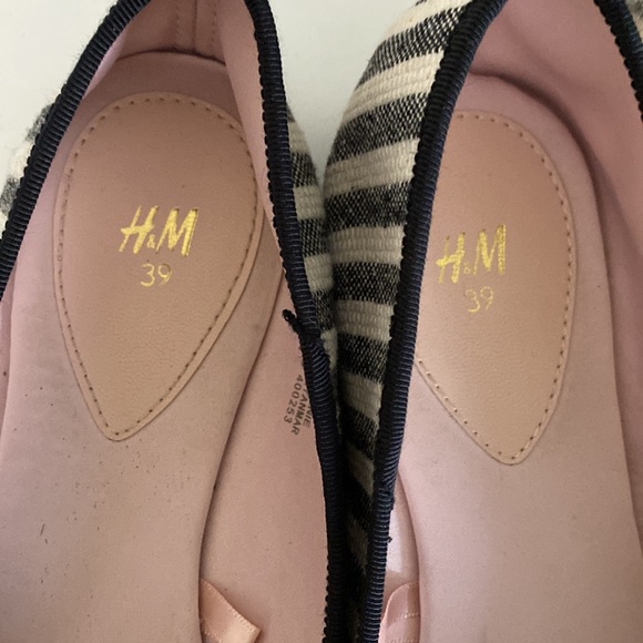 Ballet Flats - Picture 6 of 7